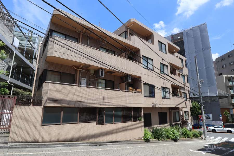 マンションの外観（南西側から）