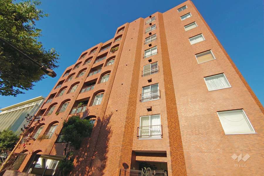 代々木ロイヤルマンションの外観（南西側から）