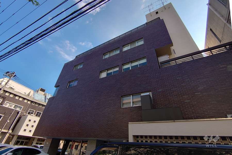 外苑マンションの外観（北側から）