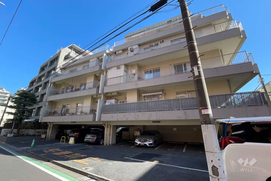 協栄メゾン代々木の外観（南西側から）