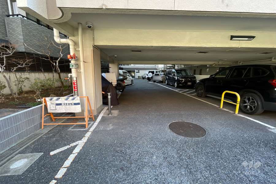 駐車場の出入り口