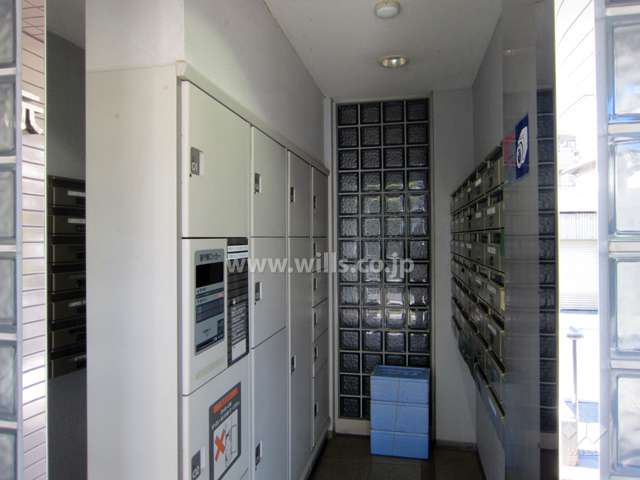 共用ポストと宅配ボックス