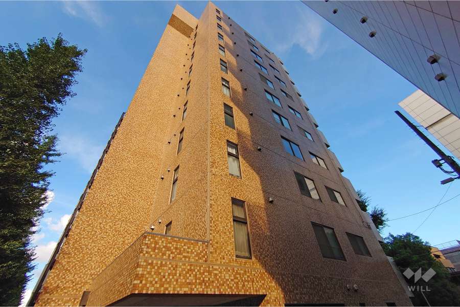 ライオンズマンション初台第２の外観（北西側から）