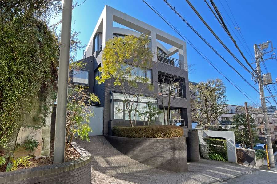 代々木上原マンションの外観（北東側から）