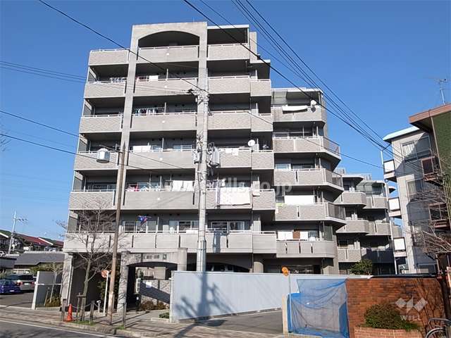 エーベル園田・田能の外観（南側から）
