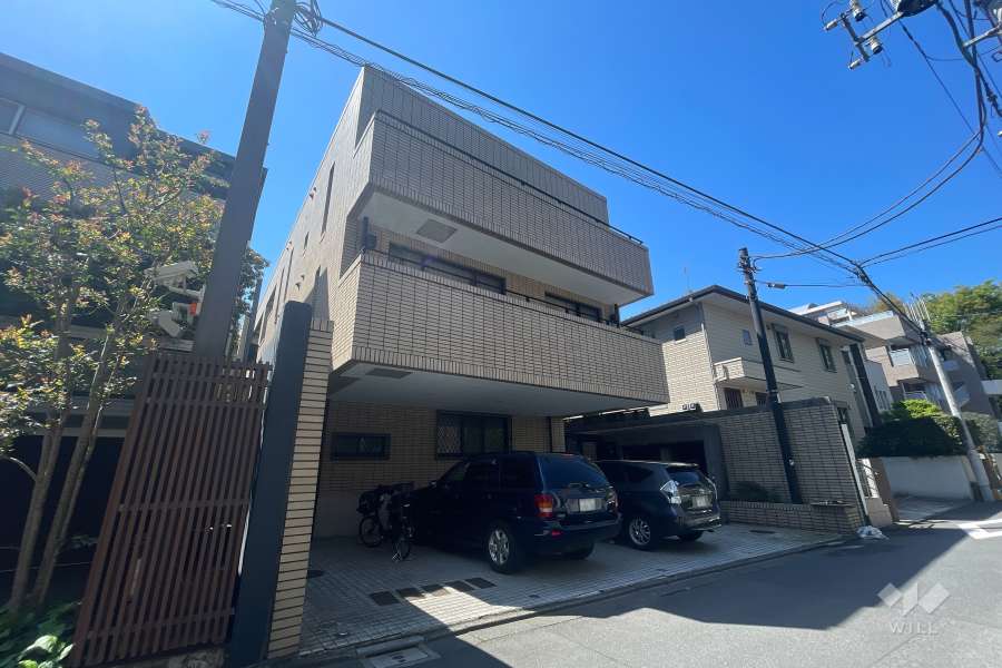 ベルテ代々木大山の外観（北東側から）