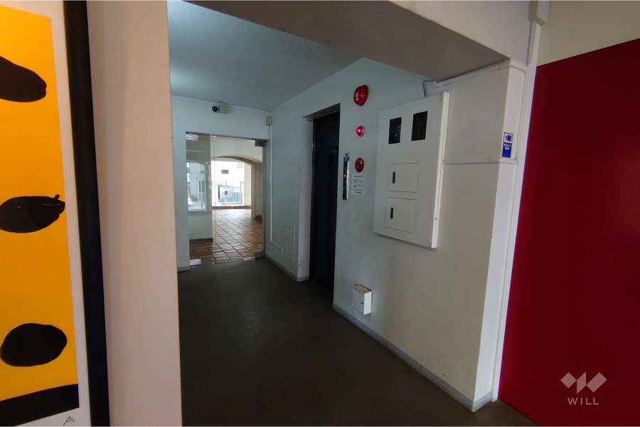 エントランスホール