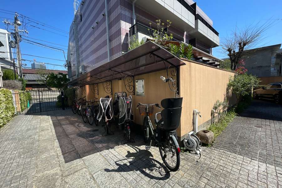 駐輪場