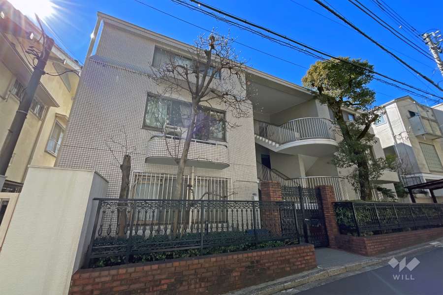 ハウス初台の外観（北東側から）