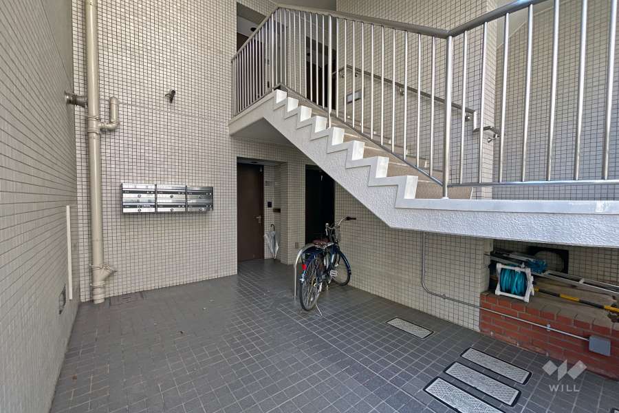 エントランス内