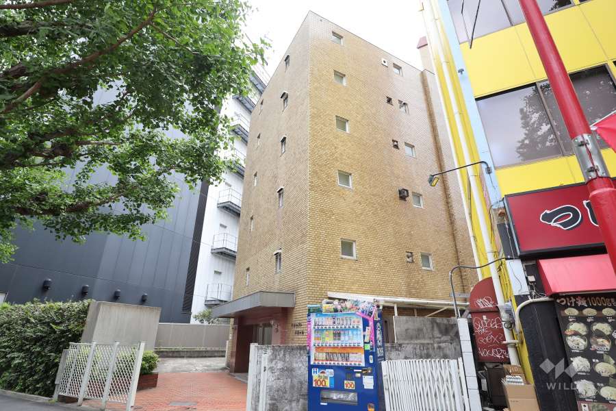 アポセント千駄ヶ谷の外観(北側から)