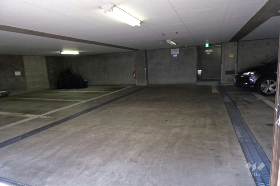 敷地内駐車場(屋内平面式)