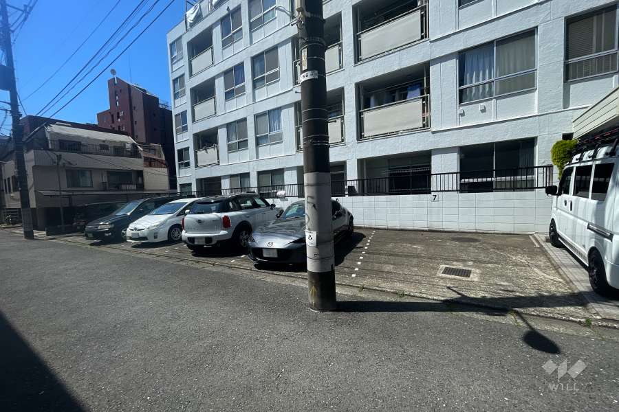 敷地内駐車場（屋外平面式）