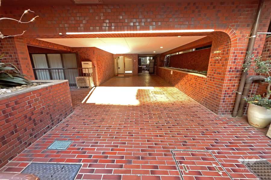 エントランスアプローチ