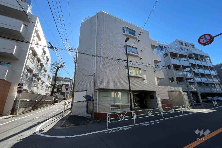 ダイアパレス元代々木の外観（北東側から）