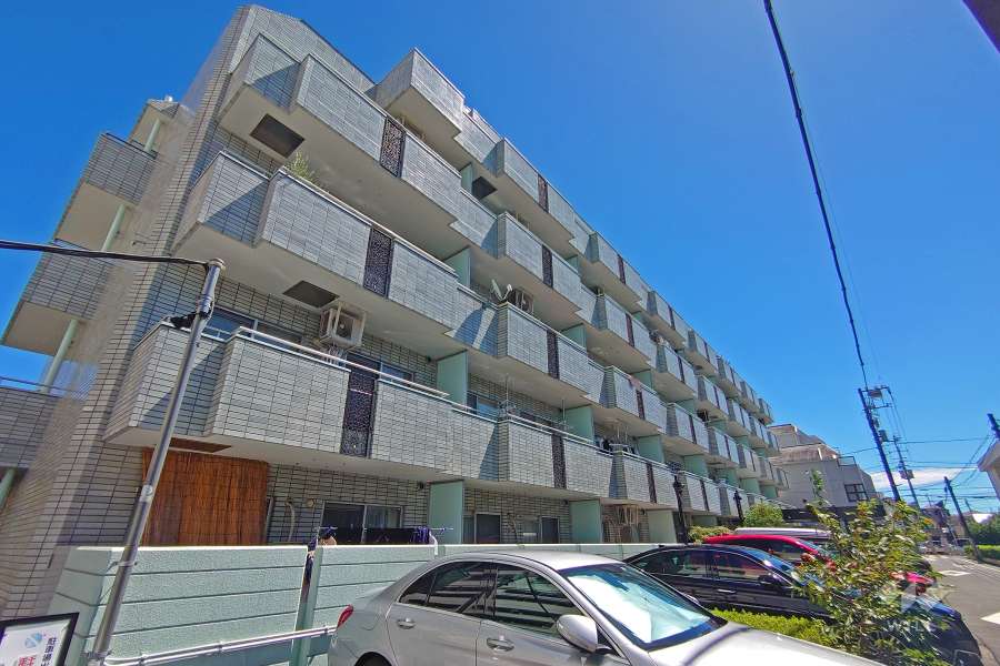 藤和初台コープ2の外観（西側から）