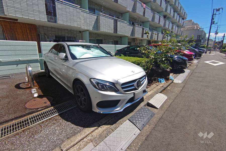 敷地内駐車場（屋外平面式）