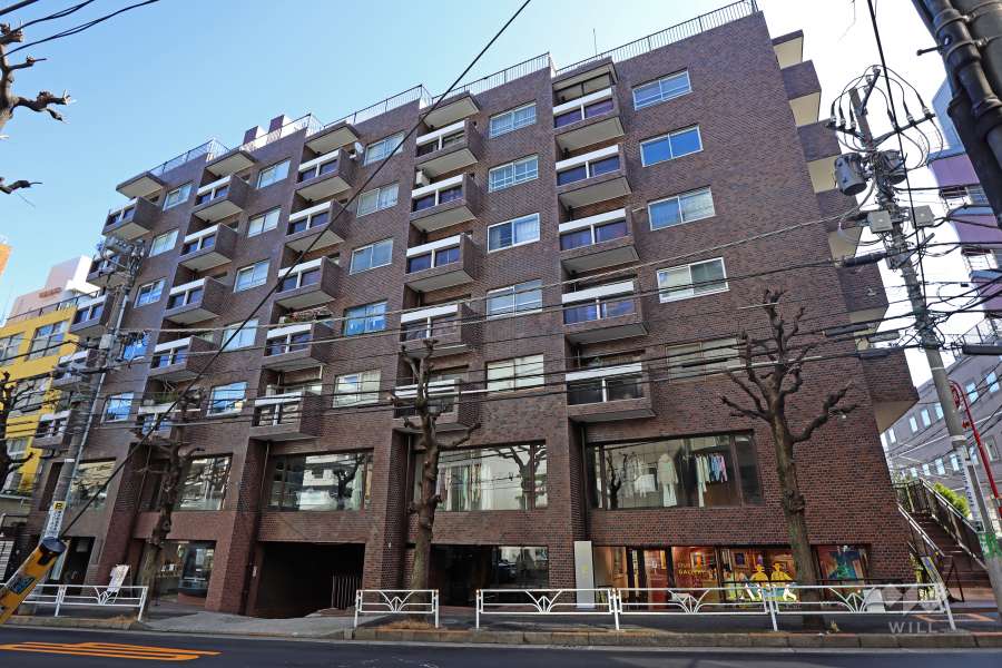 代官山エーデルハイムの外観（南西側から）