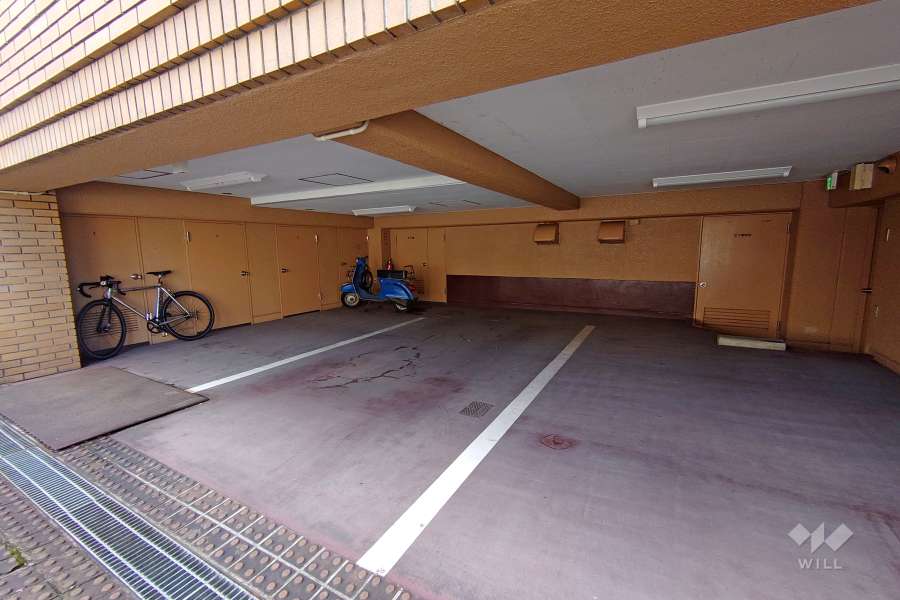 敷地内駐車場（屋内平面式）