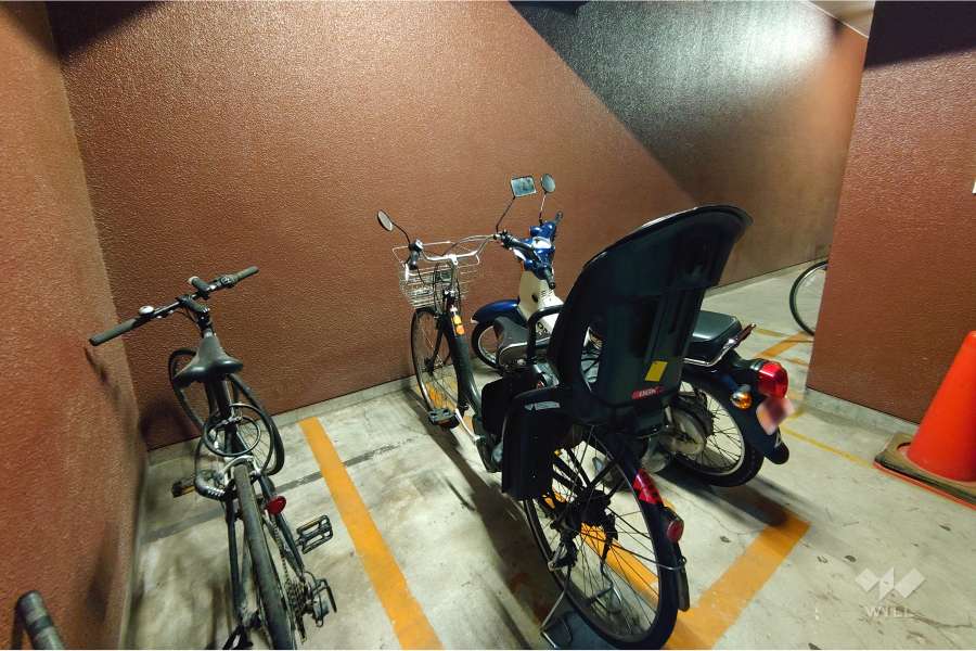 駐輪場、バイク置場