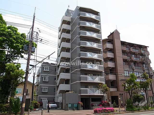 エーベル東園田の外観（西側から）