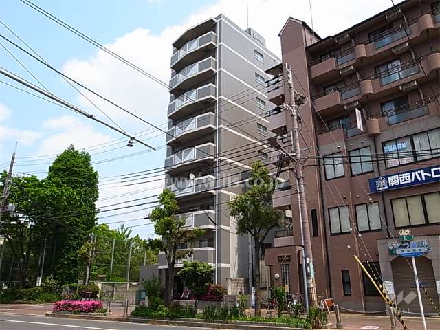 エーベル東園田の外観（南西側から）