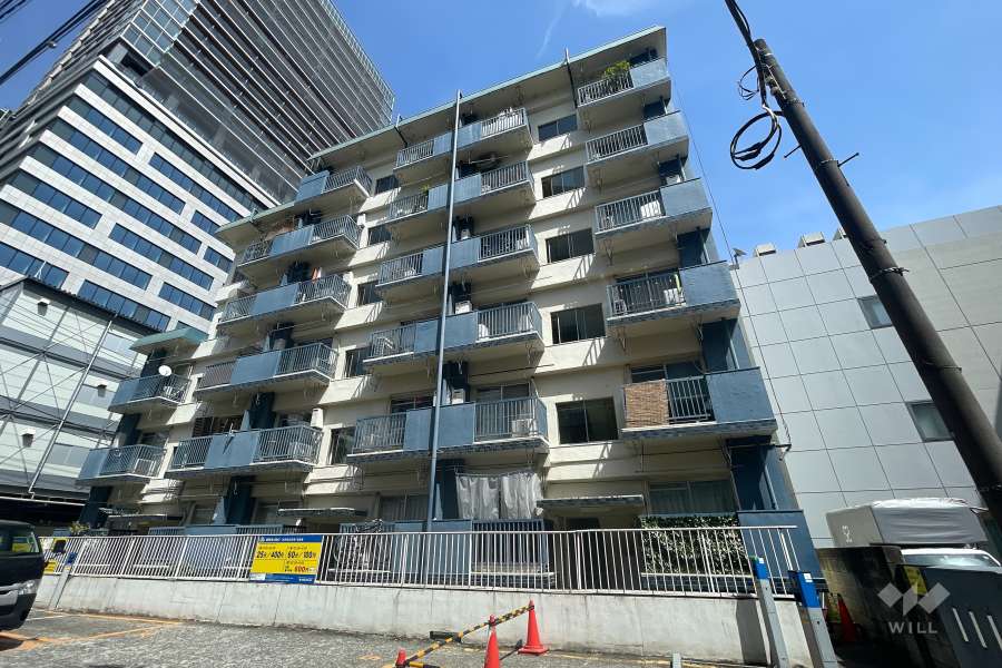 渋谷ローヤルコーポの外観（南西側から）