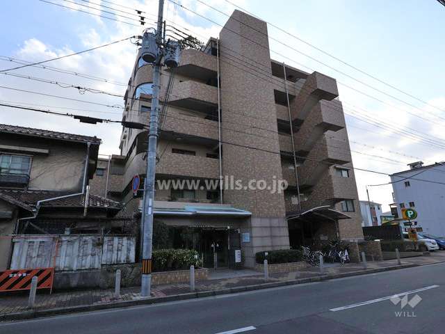 ロイヤル塚口の外観（北東側から）