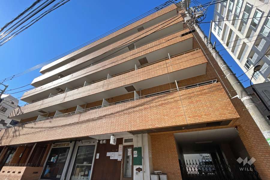 パラシオン渋谷の外観（北東側から）