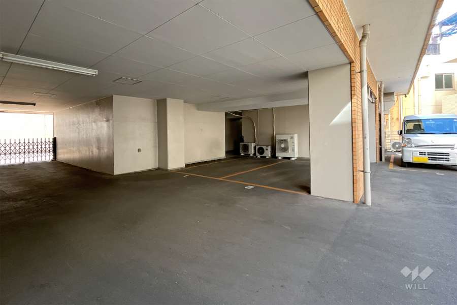 敷地内駐車場（屋内平面式）