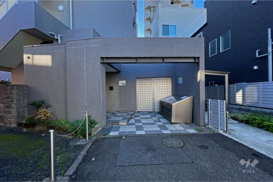 エントランスアプローチ