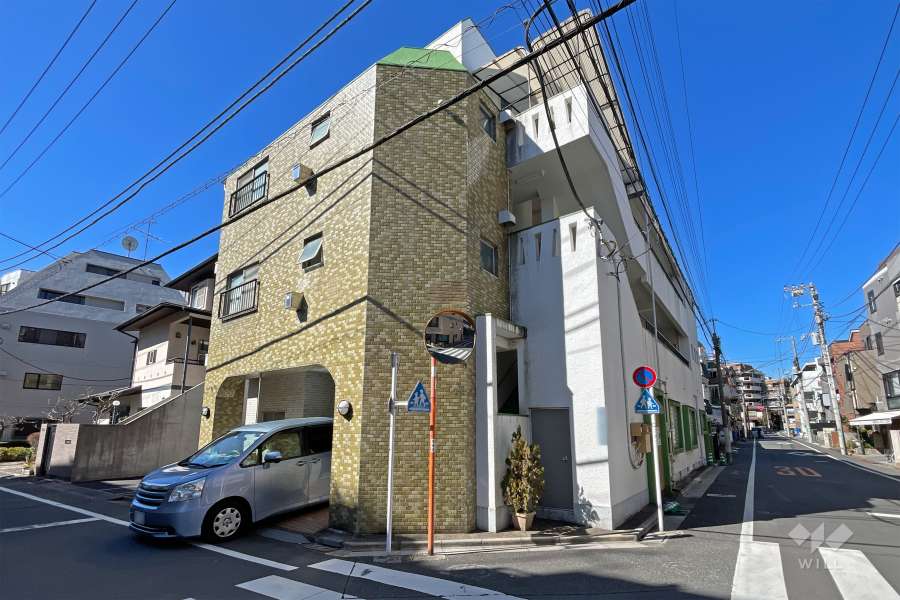 東宏マンションの外観（東側から）