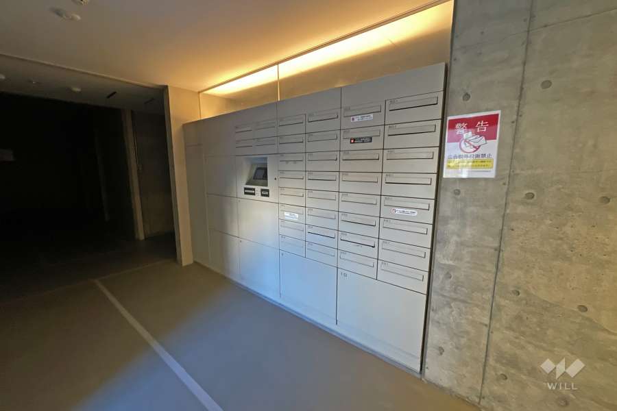 共用ポストと宅配ボックス