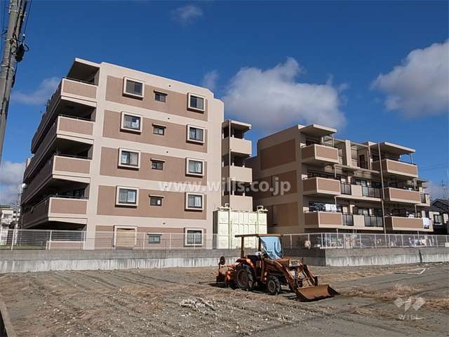 ソルディオ武庫之荘本町の外観（南東側から）