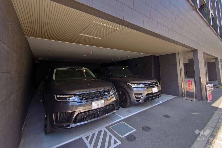 敷地内駐車場（屋内平面式）