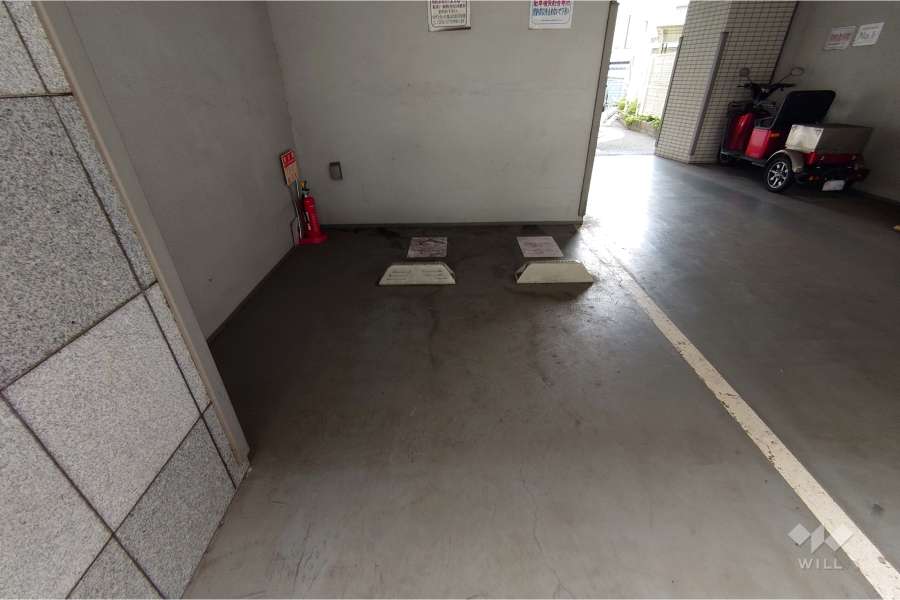敷地内駐車場（屋内平面式）