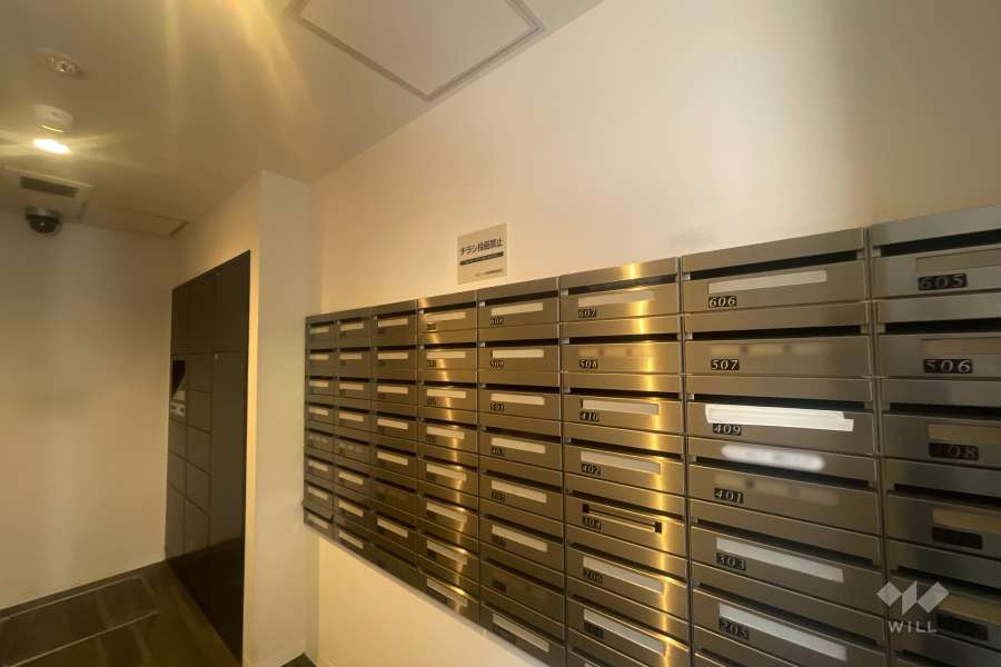 宅配ボックスと共用ポスト