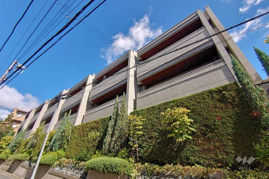 ザパークハウス元代々木町の外観（南東側から）