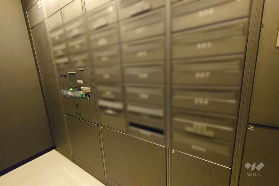 共用ポストと宅配ボックス