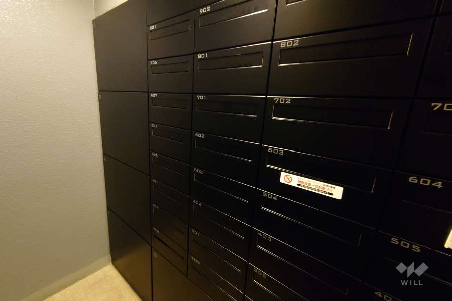 宅配ボックスと共用ポスト