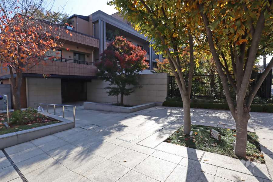 エントランスアプローチ