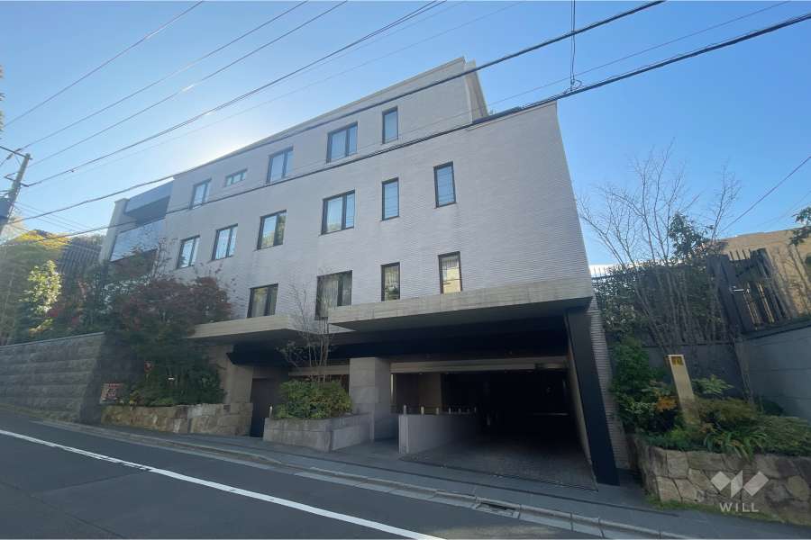 グランドメゾン上原コートの外観（北西側から）