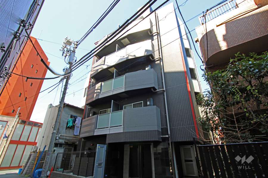 レアライズ代々木上原の外観（北西側から）