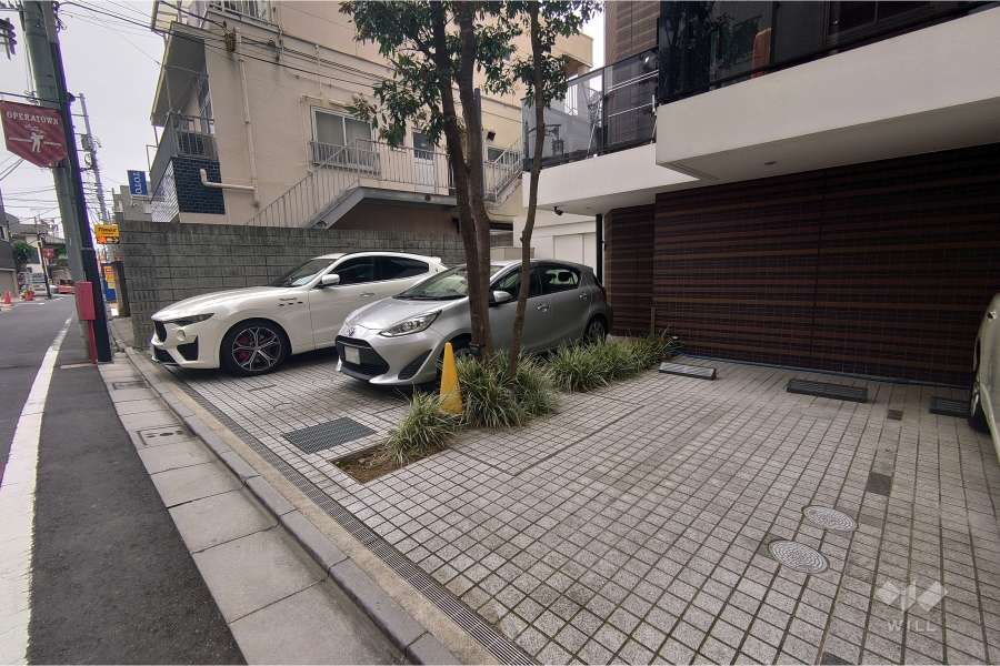 敷地内駐車場（屋外平面式）