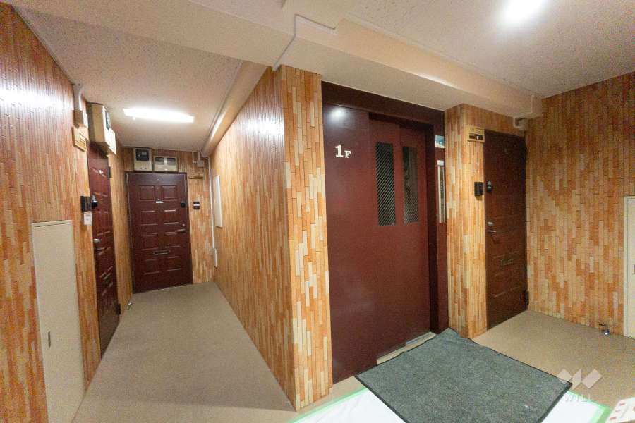 共用のエレベーター