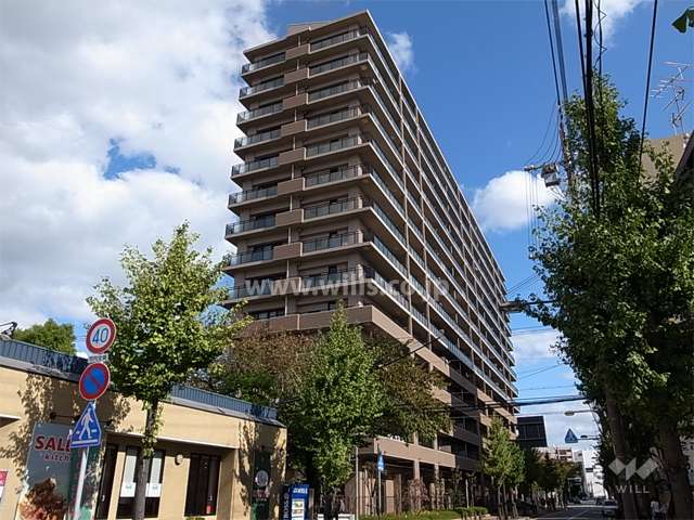 藤和シティホームズ尼崎駅前の外観（南西側から）