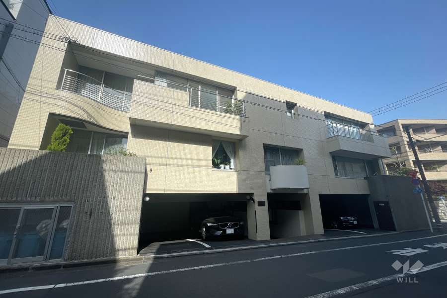 イースタンホームズ南平台の外観（北西側から）