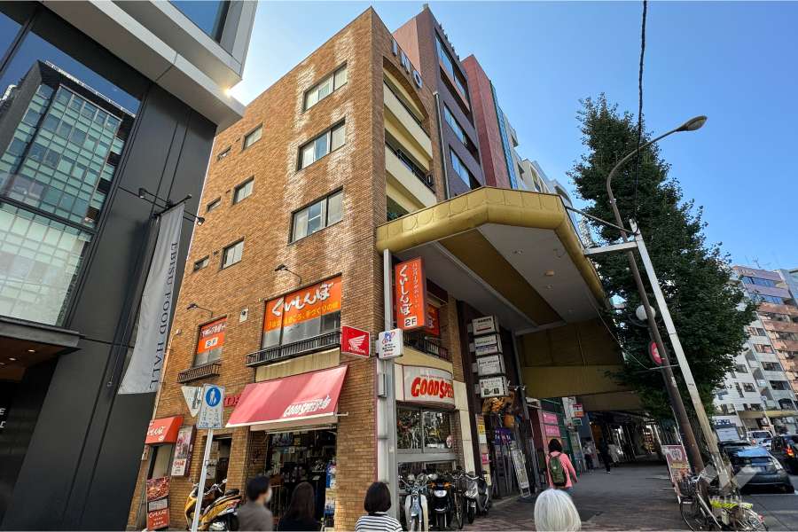 ブラウンヴェセルの外観（北東側から）