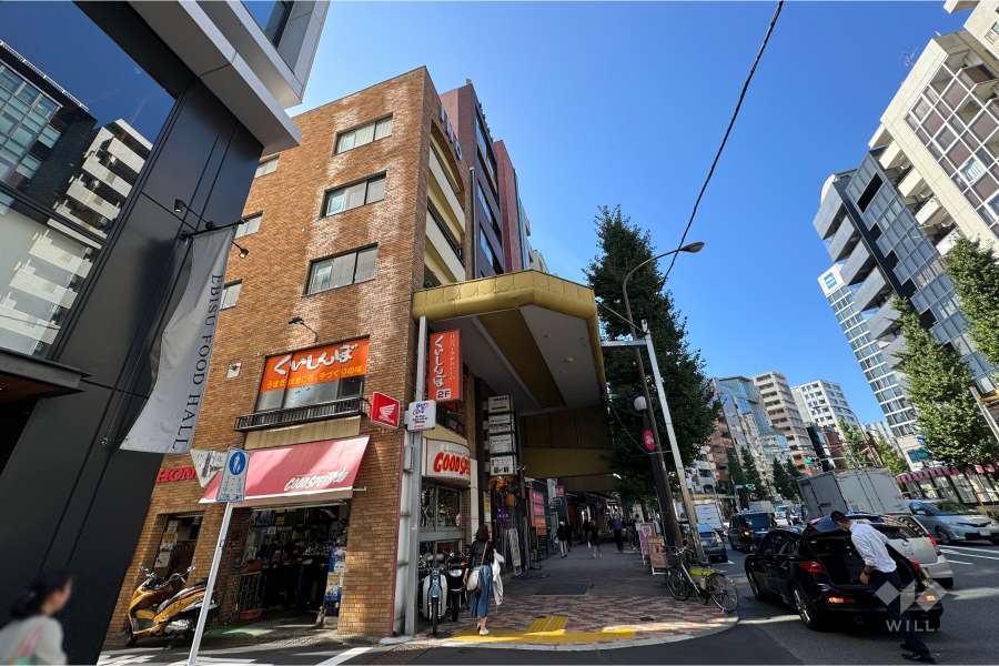 『ブラウンヴェセル』の遠景