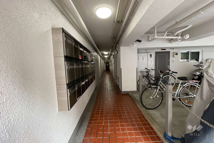 エントランス内